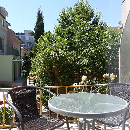 Ralitsa Saint Vlas Apartment *